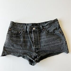 Levis 501 Womens Original Washed Out Black Distressed Cut Off Shorts Size 32